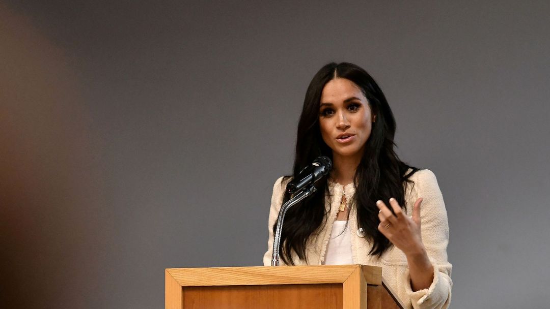 Vévodkyně Meghan si chtěla být jistá, že se k autorům knihy dostane i její verze příběhu o vztahu s otcem.