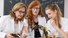Ženy ve vědě - vědec - vědkyně