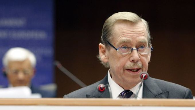 Václav Havel při svém vystoupení před europoslanci v Bruselu.