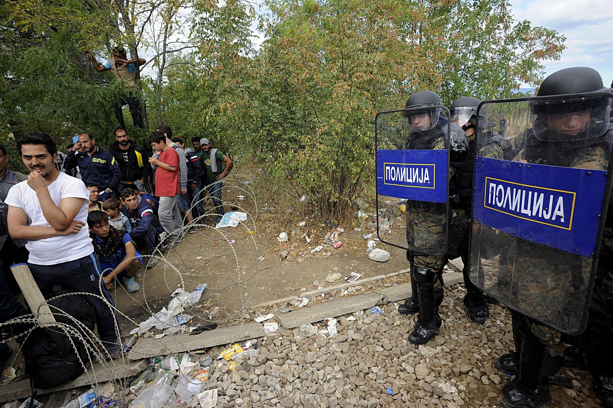 Makedonie - policie - uprchlíci