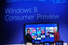 Microsoft zahajuje prodej Windows 8 a tabletu Surface