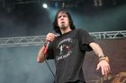 Amerického metalového zpěváka pustili v Praze z vazby
