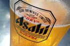 Prazdroj opět ovládnou Japonci. Asahi koupí pět východoevropských pivovarů za 200 miliard korun