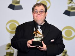 Houslista Michael Cleveland už je i držitelem Grammy.