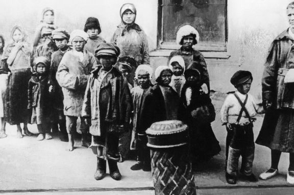 Hladovějící děti v Saratovské oblasti, 1921.