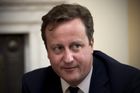 Cameron vtipkoval na účet Hollandových daňových plánů
