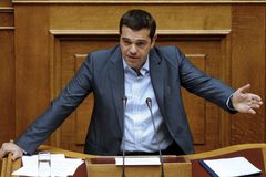 Tsipras hraje o budoucnost vlády, rozpadá se mu strana