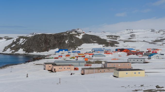 Výzkumný ústav na Antarktidě