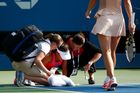 Finále Serena vs. Wozniacká. Pcheng nemohla dýchat a vzdala