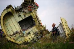Na palubě byl klid, zjistily analýzy černých skříněk z MH17