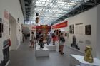 Obrazem: Nové Muzeum komunismu připomene, jak vypadala dílna úderníka nebo co se dělo během výslechů