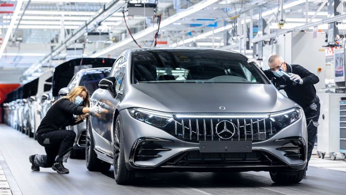Továrna Mercedesu, ilustrační foto.