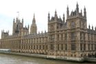 Britští politici uvažují o zablokování parlamentu kvůli jednáním o brexitu bez dohody