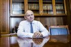 Michal Hašek chce být členem Legislativní rady vlády. Pirátům vadí jeho minulost