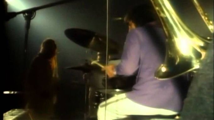 Záznam skladby Break Away, jak ji Beach Boys odehráli roku 1969 v Lucerně.