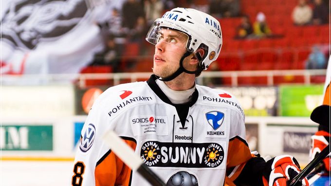 Mathias Porseland, hokejový obránce