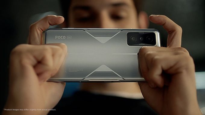 Videorecenze telefonu Poco F4 GT od Xiaomi.