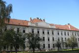 Areál kasáren Čtyři Dvory byl v Českých Budějovicích vybudován v letech 1915-1916.