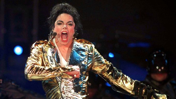 Michael Jackson při vystoupení v Moskvě v září 1996, deset dnů po pražském koncertu.