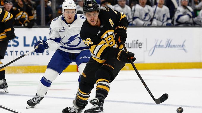 David Pastrňák v utkání proti Tampě