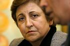 Íránští agenti zatkli sestru disidentky Širín Ebadíové