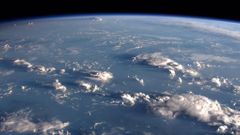 Snímky astronauta Terryho Virtse z kosmu
