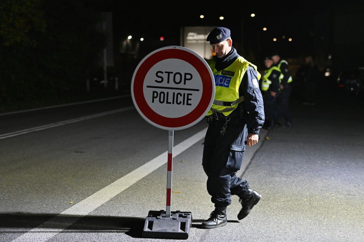 Policie, hranice, Slovensko, kontrola, migranti