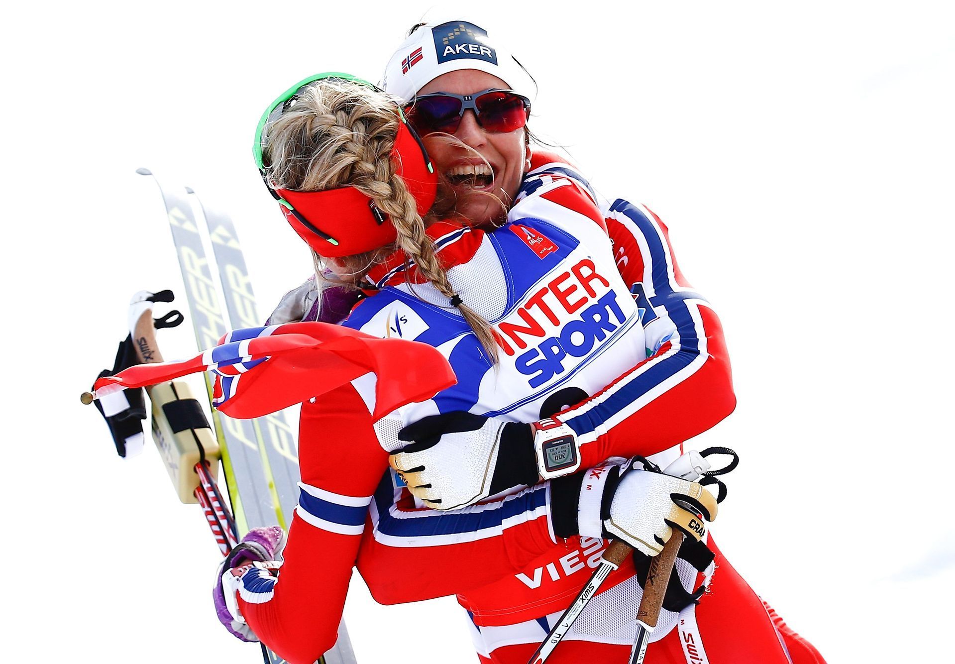 MS 2015, 630 km klasicky Ž: Therese Johaugová a Marit Björgenová