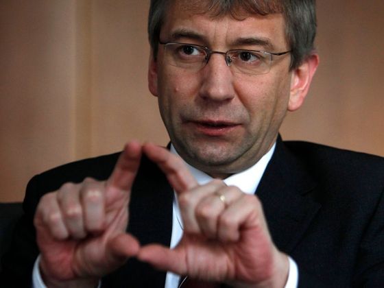 Čtěte také Ministr práce a sociálních věcí Jaromír Drábek
