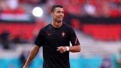 Ronaldo a pokrytec? Peníze z reklamy na fast foody mu nevadily, šijí do něj fanoušci