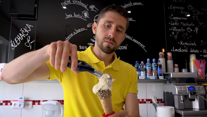 Tomáš Mrkos a Ivo Nádeníček milovali zmrzlinu, rozhodli se tak založit vlastní zmrzlinářství.