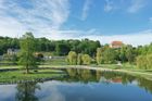 Ačkoli si to návštěvníci nemusí uvědomovat, mezi přírodní památky patří také části pražských parků. Například Královská obora neboli Stromovka.