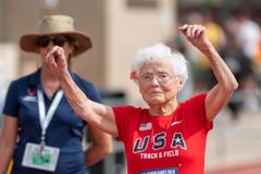 Stařenka ve 105 letech sprintuje jako zamlada. S přezdívkou Hurikán láme rekordy