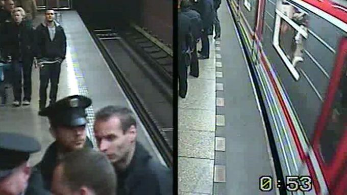 Záchrana napadeného muže v metru.
