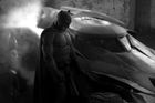 Batman s tváří Bena Afflecka neskončí po prvním filmu