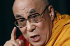 Kde je dalajlamův soucit? Tibetský vůdce potěšil islamofoby, uprchlíci se podle něj mají vrátit