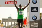 Keňan Makau zaběhl na maratonu v Berlíně světový rekord