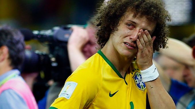 Slzy, smutek, šok. Podívejte se na obrázky z jednoznačného vítězství 7:1 v podání fotbalistů Německa v semifinále MS proti Brazílii.