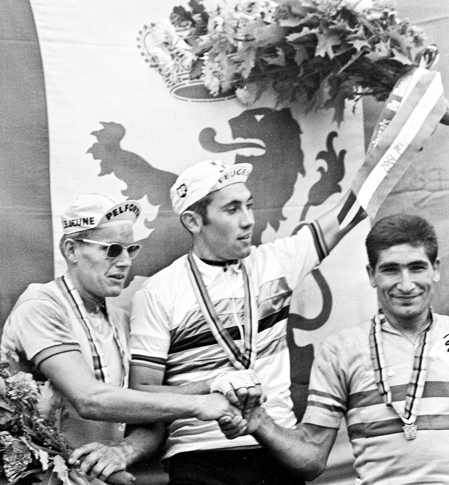 Jednorázové užití / Fotogalerie / Kanibal Merckx / W