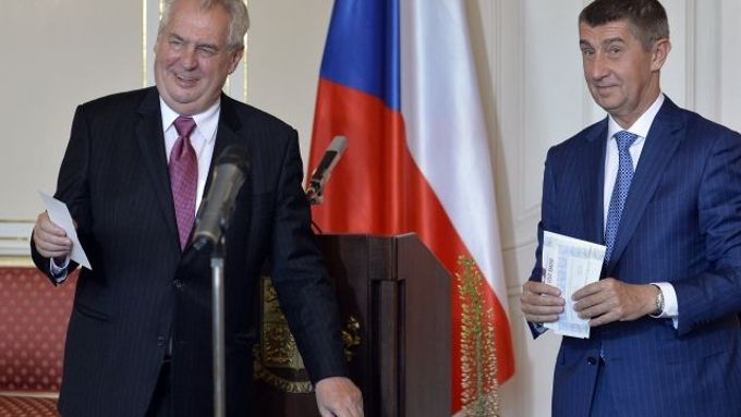 Prezident Miloš Zeman s ministrem financí Andrejem Babišem