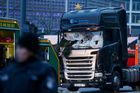 Přísahám, že v Berlíně nevraždil můj řidič, tvrdí polský majitel "smrtícího" náklaďáku