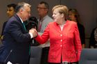 Klíčová schůzka o migraci. Orbán míří za neoblíbenou Merkelovou, čeká ho i spojenec Seehofer