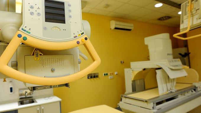 Digitalizované rentgenové zařízení v kolínské nemocnici.