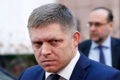 Slovenská vládní krize se prohlubuje. Premiér Fico požaduje výměnu ministra školství