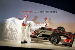 McLaren uvedl monopost MP4-25. Hamilton: Bude rychlejší