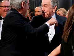 Na Oscarech se setkávají přátelé - Steven Spielberg a Robert DeNiro