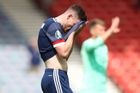 Smutný Andrew Robertson po zápase Skotsko - Česko na ME 2020