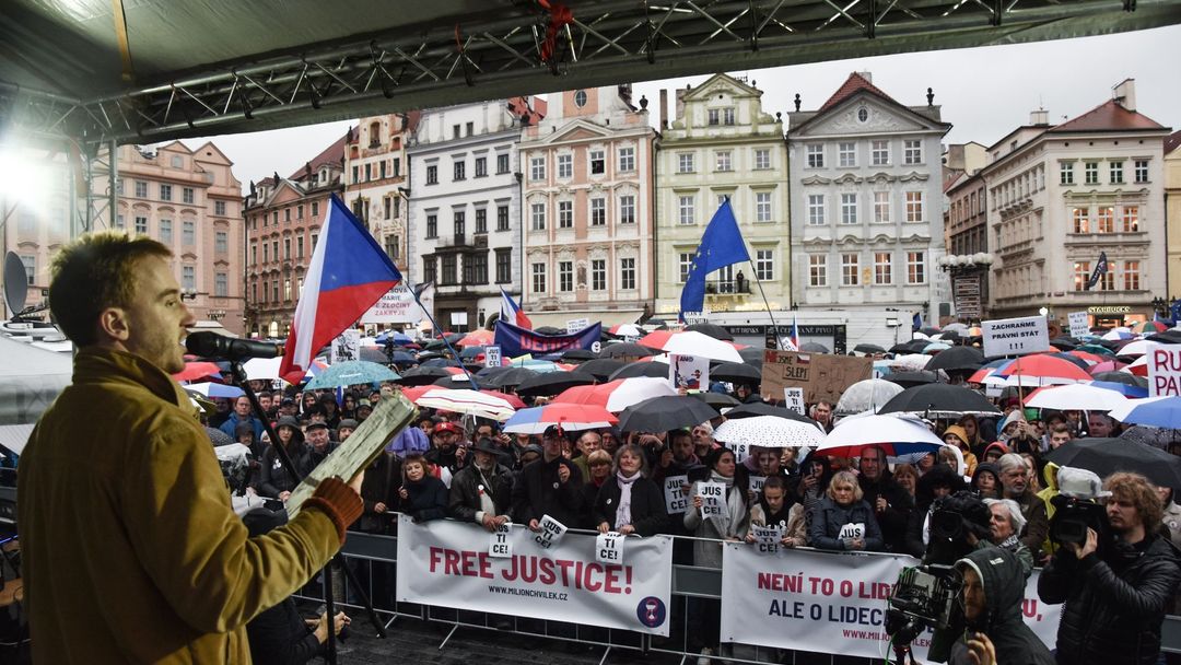 Milion chvilek pro demokracii - 29. dubna