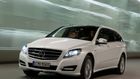Mercedes-Benz R (2005-2017). Našli jsme: R 320 CDI 4Matic (najeto 133 000 km), cena 229 000 Kč.