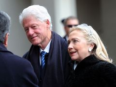 Manželé Clintonovi na Pražském hradě
